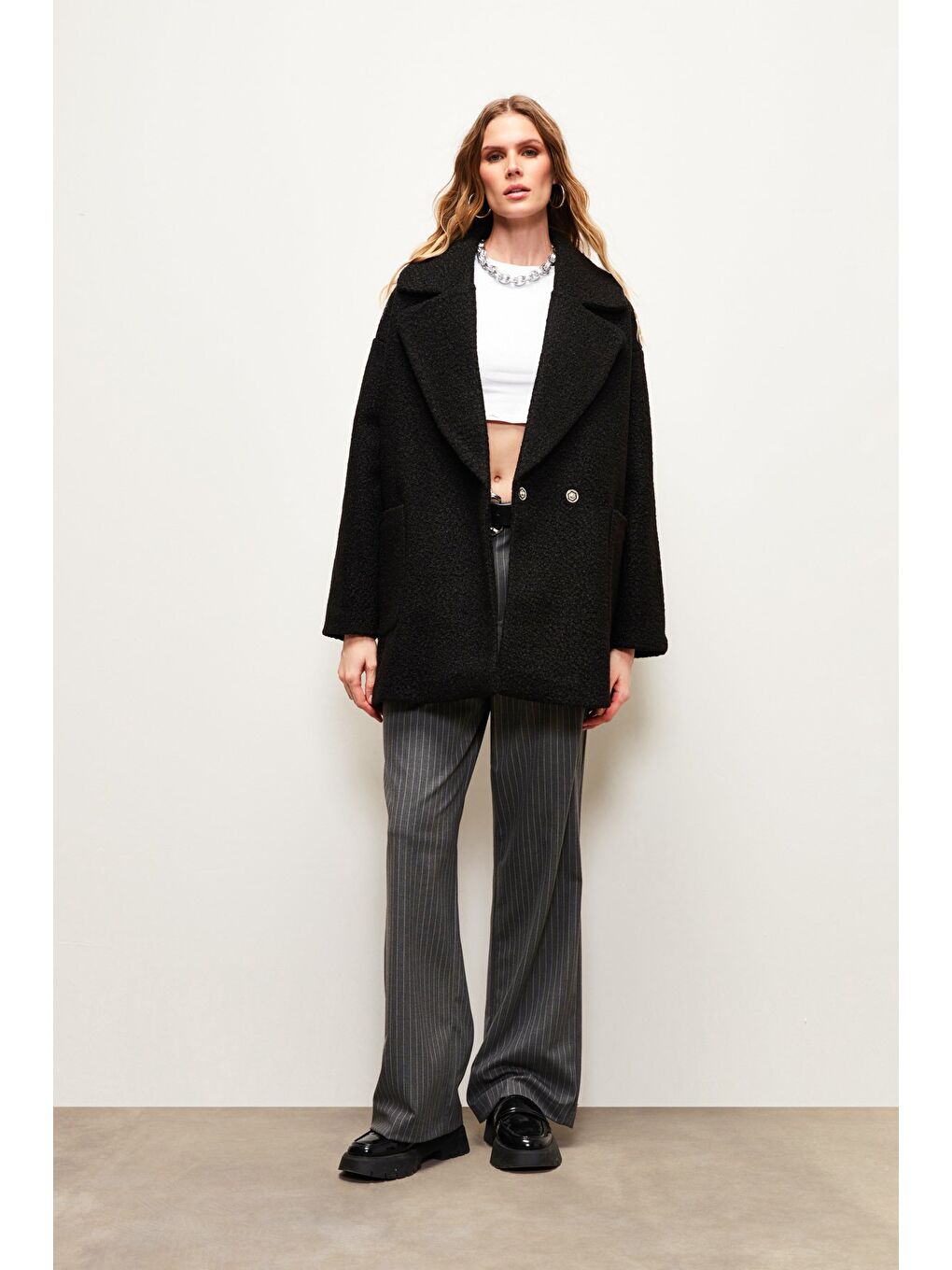 Geniş Cepli Buklet Kaban - Siyah-1