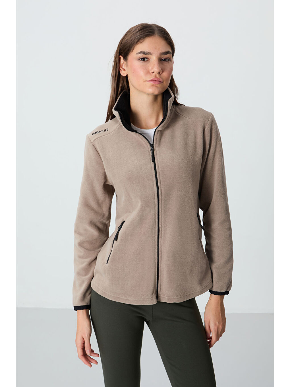 Koyu Bej Dik Yaka Fermuarlı Rahat Form Kadın Polar Sweatshirt - 97173