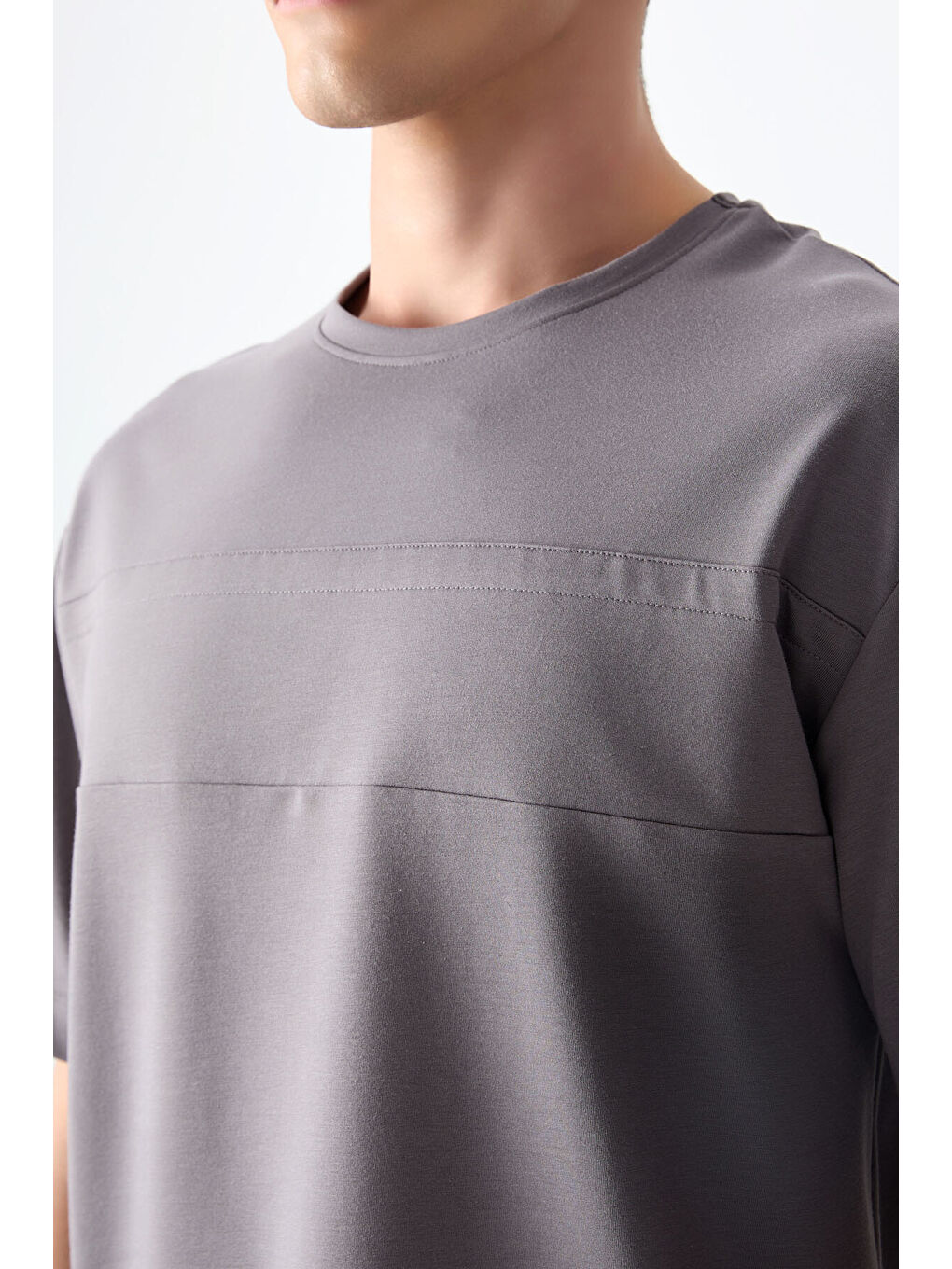 Koyu Gri Pamuklu Kalın Yumuşak Dokulu Oversize Fit Basic Erkek Tişört - 88378-2