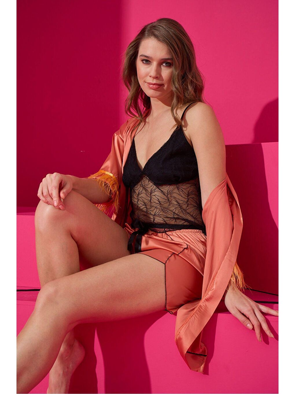 Pembe Saten Sabahlik Şort Takim 9502-8