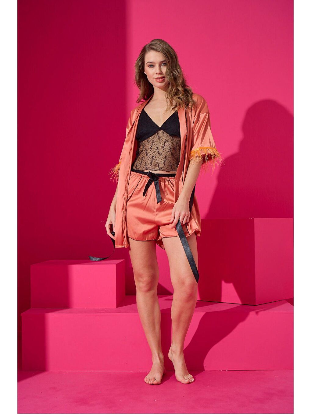 Pembe Saten Sabahlik Şort Takim 9502-8-1