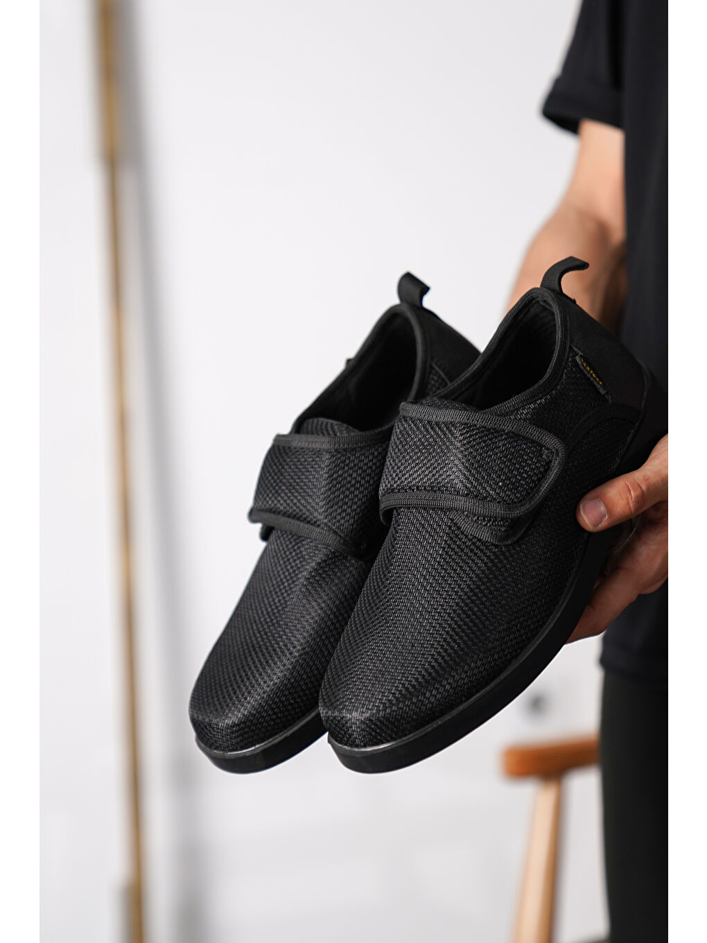 Siyah D3250 Günlük Ortopedik Cırtlı Erkek Klasik Ayakkabı-3