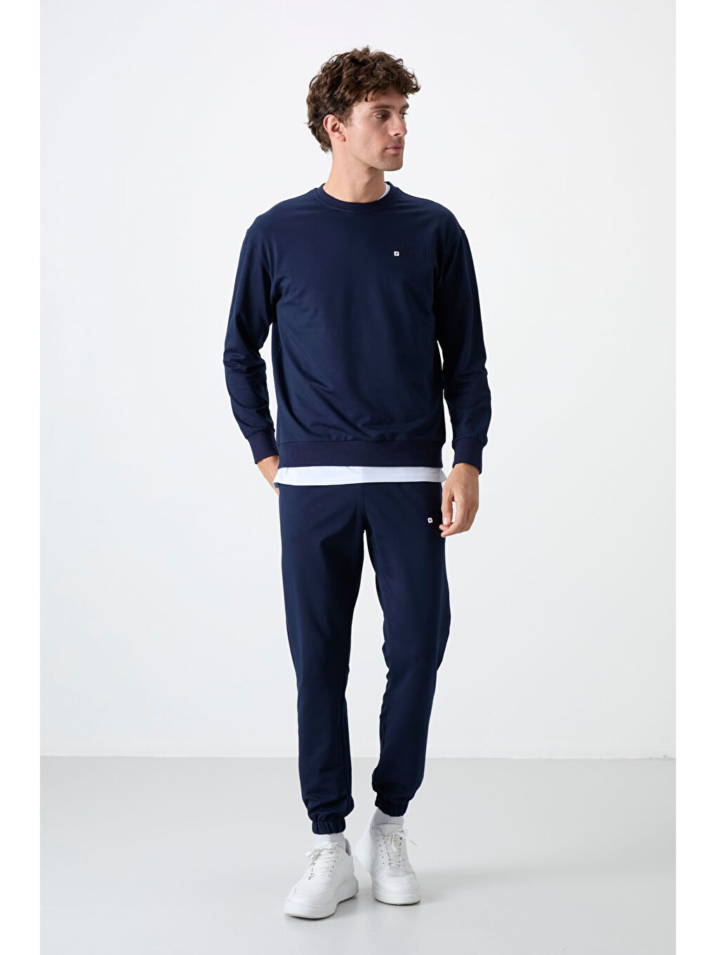 İndigo Casual Bisiklet Yaka Lastik Paça Erkek Oversize Eşofman Takımı - 85120-2