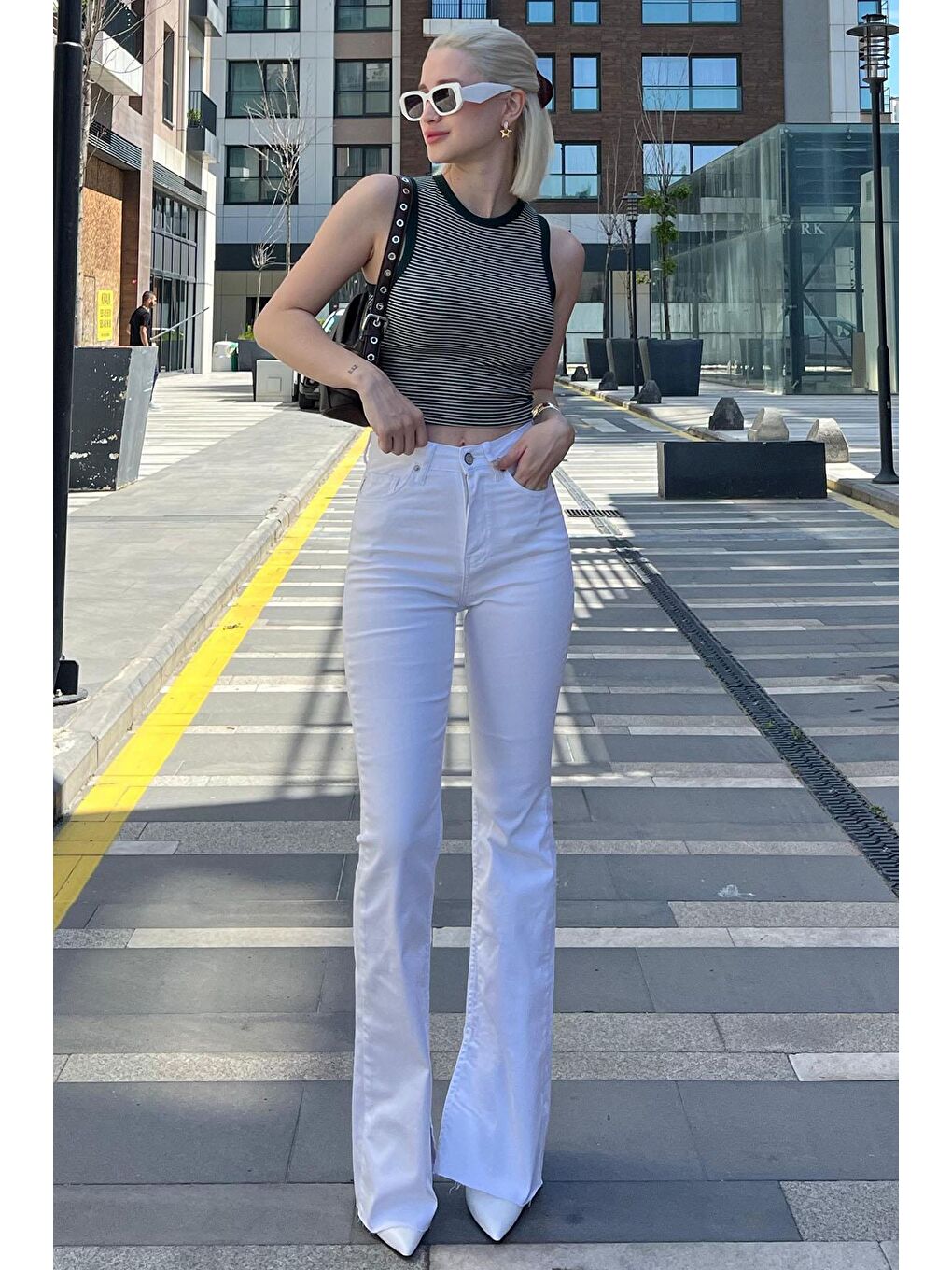 Madmext Kadın Beyaz Yırtmaçlı Likralı İspanyol Paça Jean Pantolon Mg1518 - 2