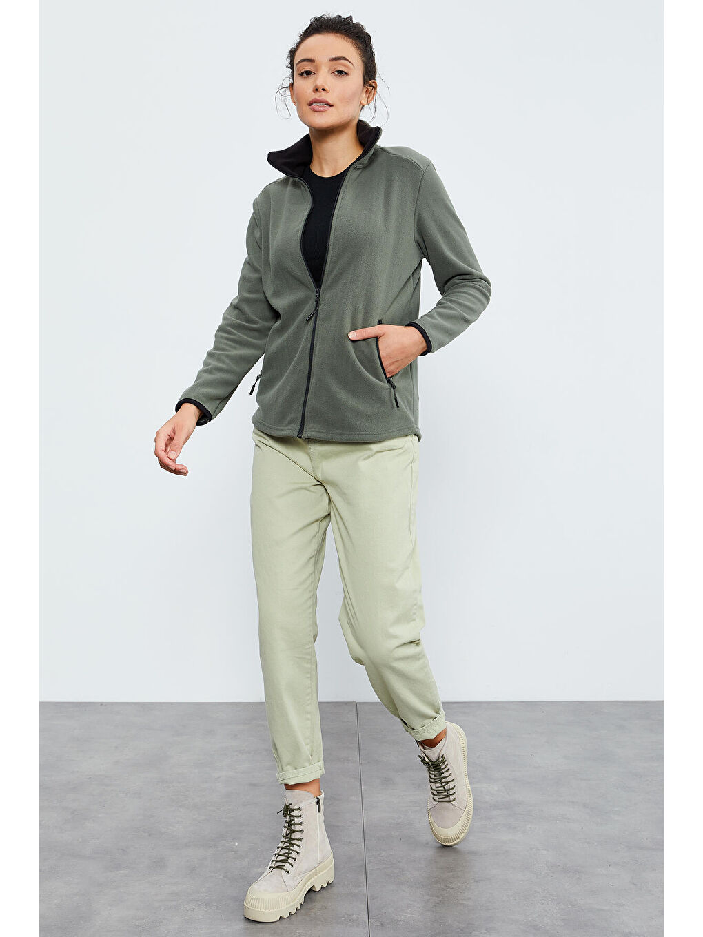 Yeşil Çağla Dik Yaka Fermuarlı Rahat Form Kadın Polar Sweatshirt - 97173-3