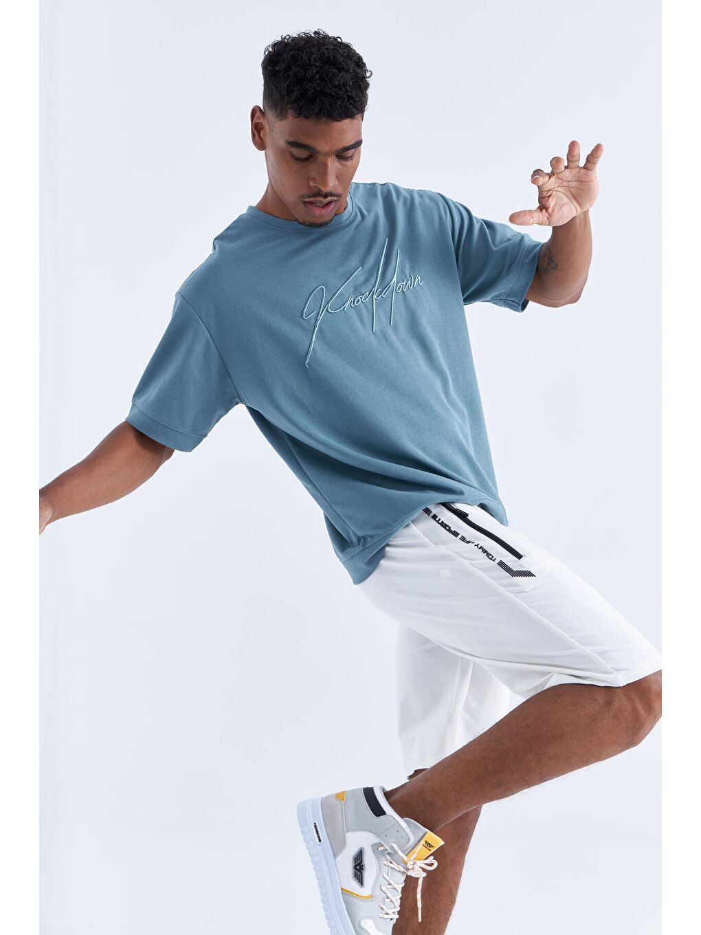 Ekru Fermuar Cepli Yazı Detaylı Standart Kalıp Erkek Şort - 81141-3