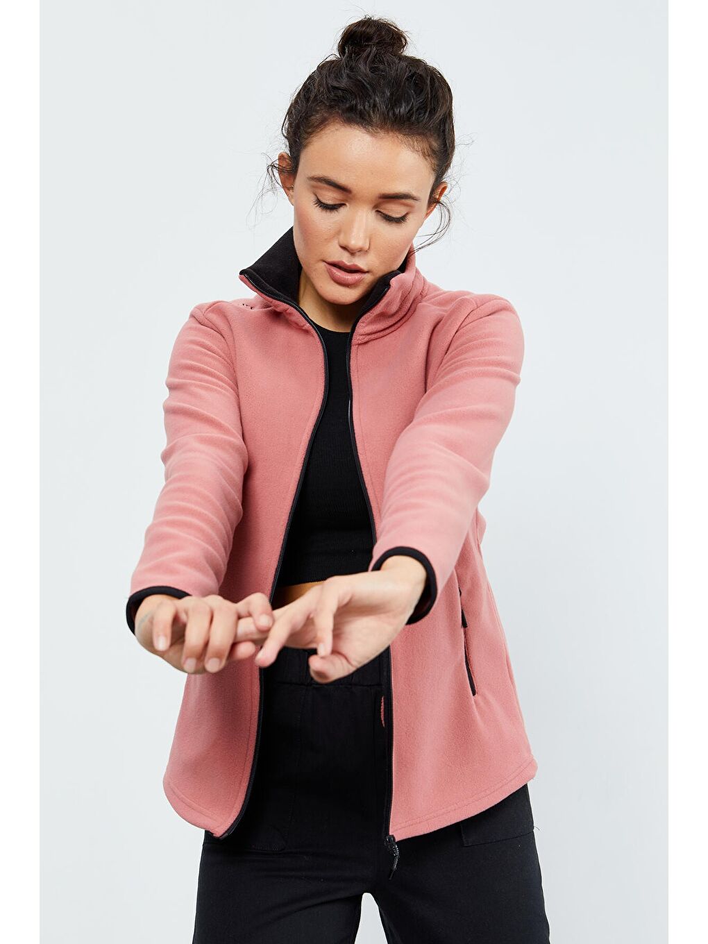 Pembe Yaban Gülü Dik Yaka Fermuarlı Rahat Form Kadın Polar Sweatshirt - 97173-2