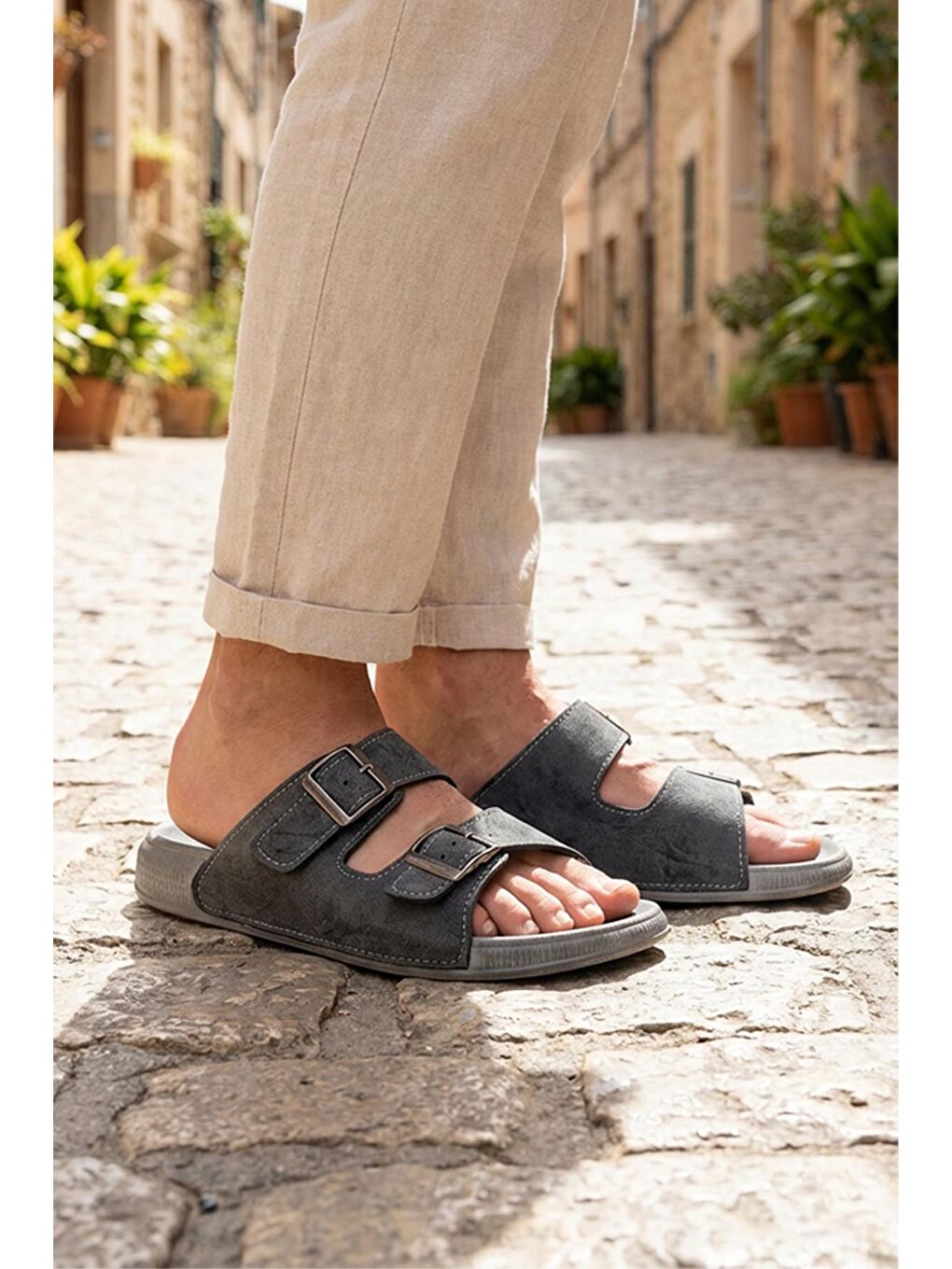 Gri Erkek Yazlık Suni Deri İki Toka Ayarlanabilir Rahat Taban Günlük Terlik