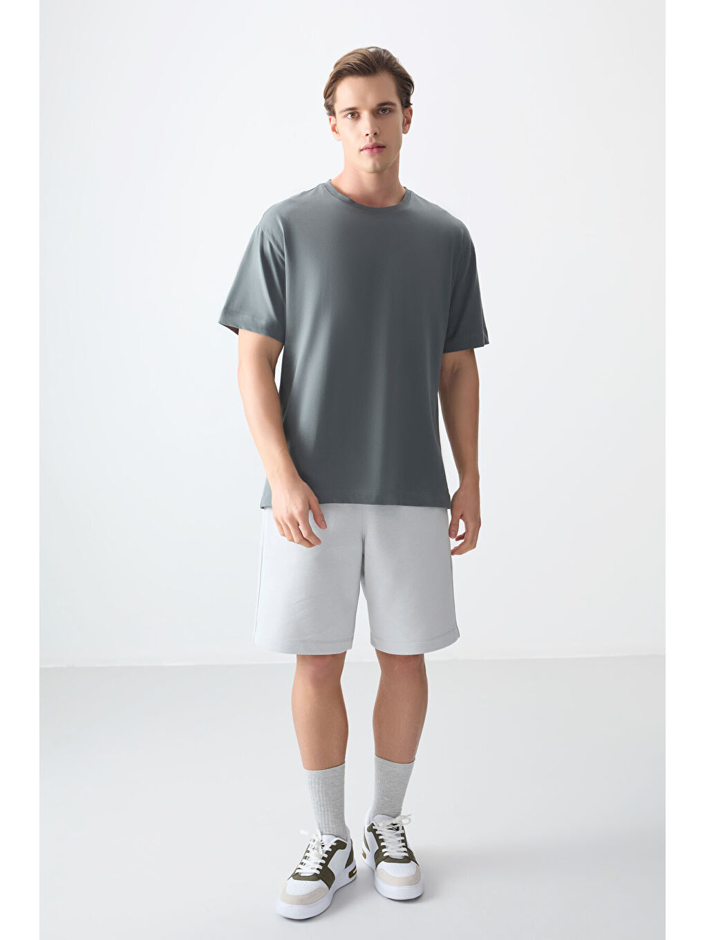 Haki %100 Pamuk Kalın Yumuşak Dokulu Oversize Fit Basic Erkek Tişört - 88353-1