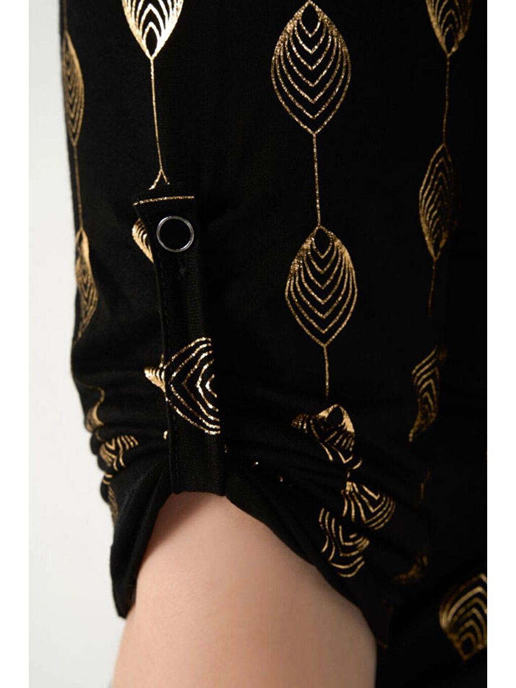 Gri Büyük Beden V Yaka Çıtçıt Düğmeli Fakir Kol Uzun Kesim Bluz E15244-3