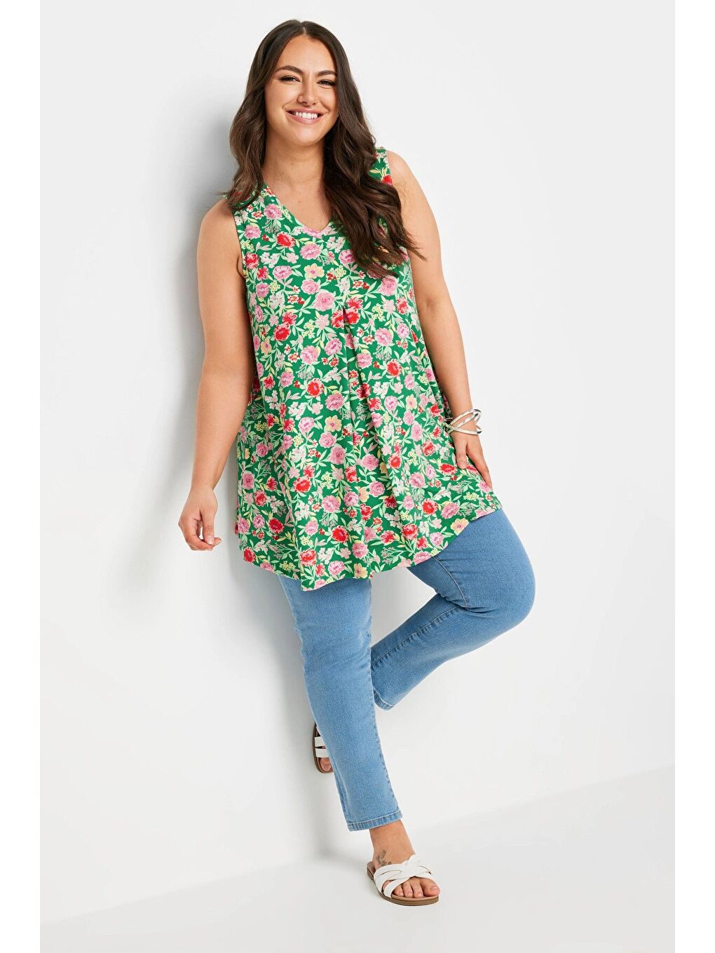 Yeşil Büyük Beden Sıfır Kol V Yaka Desenli Elastanlı Bluz 321779-1