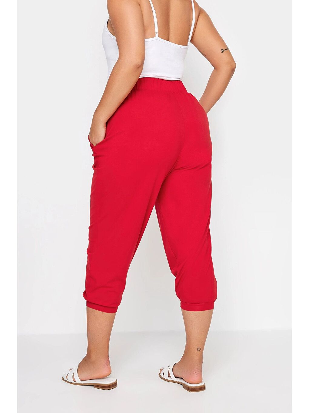 Kırmızı Büyük Beden Paçası ve Beli Lastik Detaylı Cepli Jogger Pantolon 303211-4