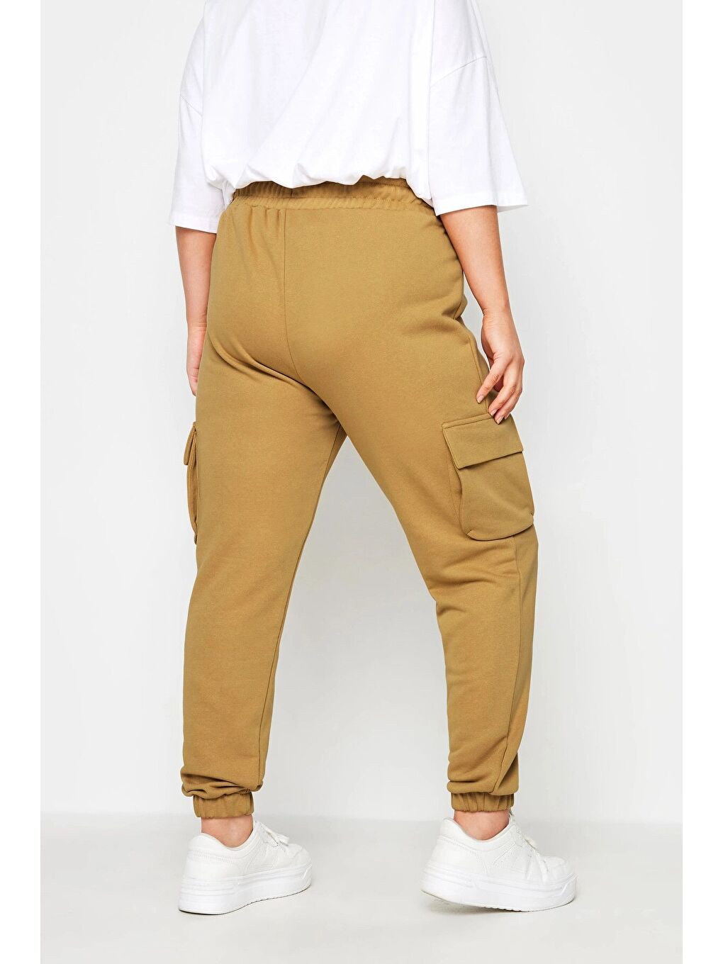 Bej Büyük Beden Paçası Lastikli Cep Detaylı Kargo Jogger Pantolon 302772-4