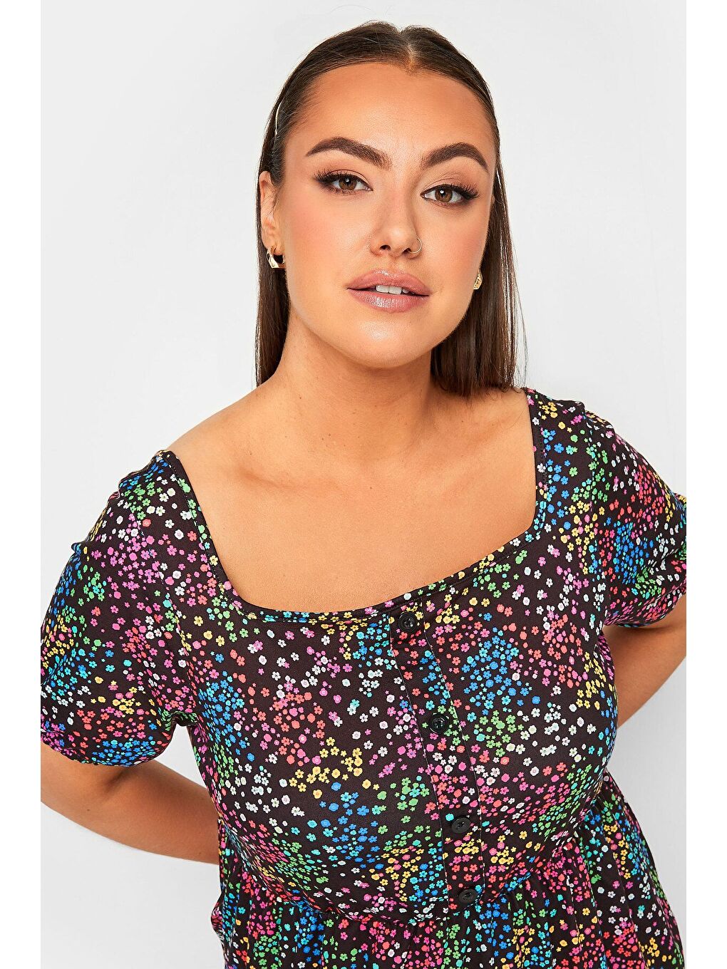 Siyah Büyük Beden Düğme Detaylı Kare Yaka Desenli Esnek Bluz 215848-1