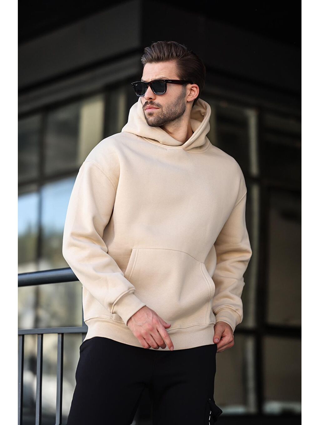 Bej Kapüşonlu Kanguru Cep Erkek Sweatshirt E7169-2