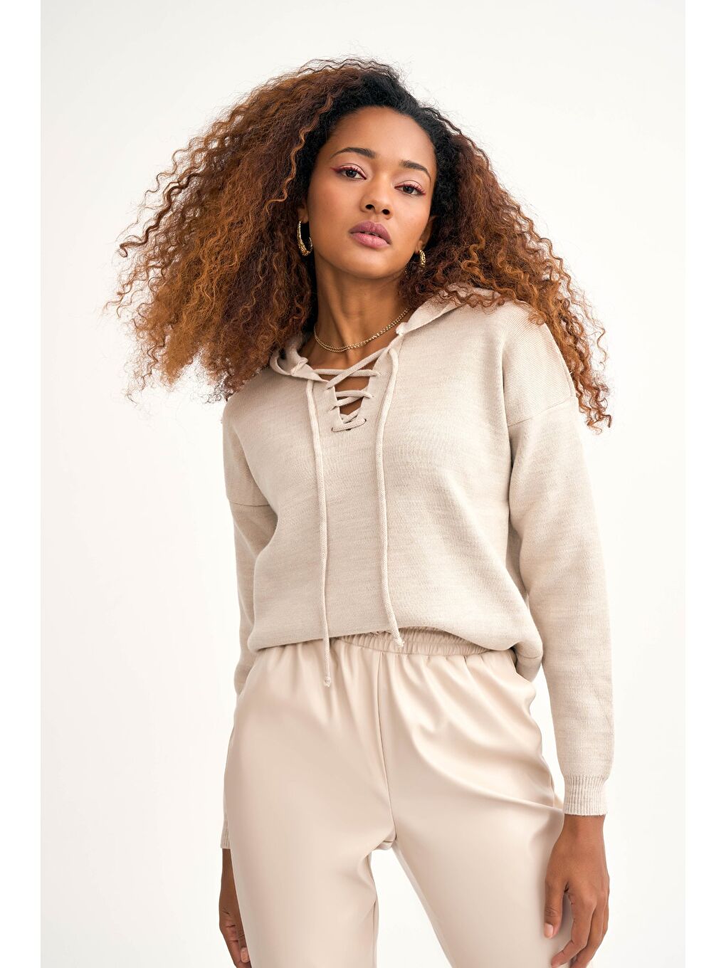 Bej Kapüşonlu Triko Kazak - Taş-2