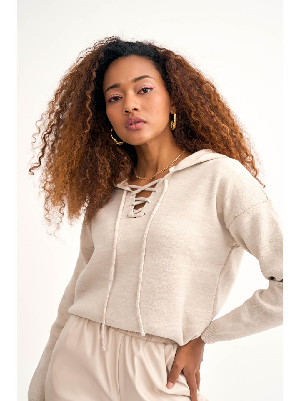 Bej Kapüşonlu Triko Kazak - Taş-3