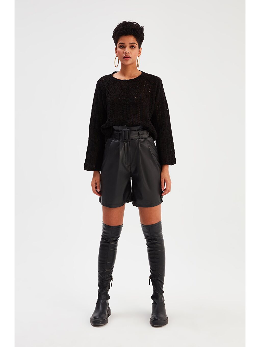 Kemerli Deri Şort - Siyah-4