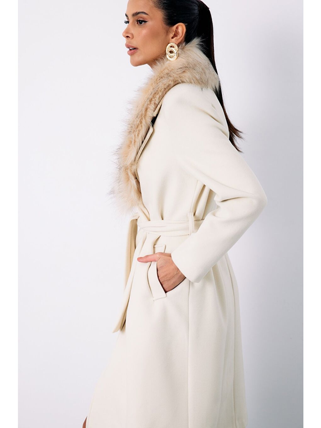 Bej Kürklü Kaşe Kaban - Taş-3