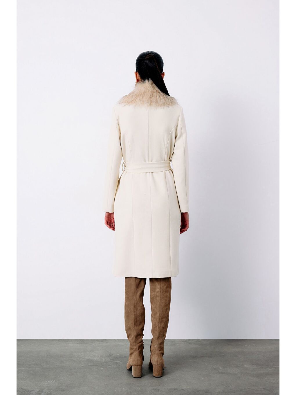 Bej Kürklü Kaşe Kaban - Taş-7