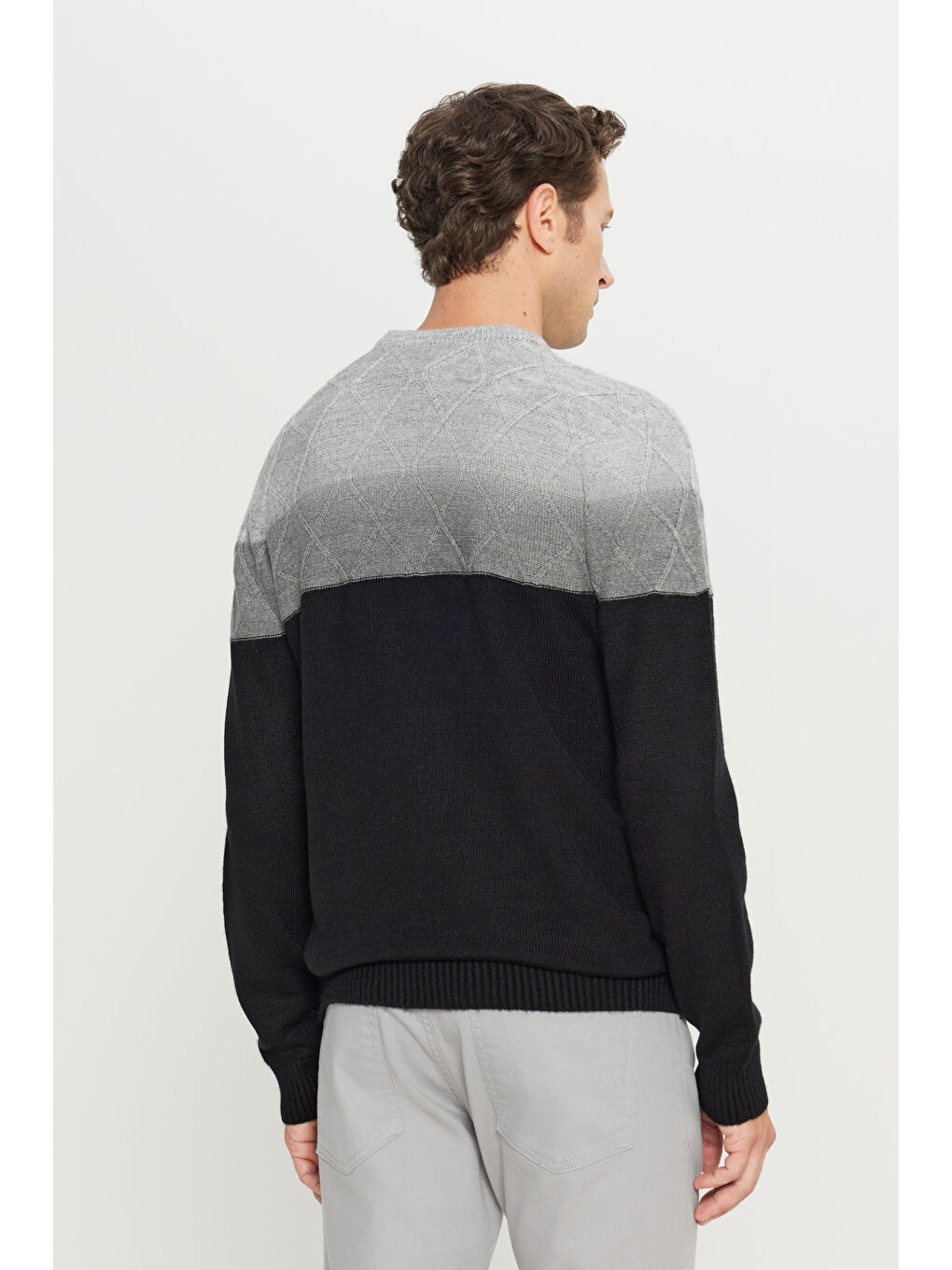 Erkek Gri-Siyah Standart Fit Normal Kesim Bisiklet Yaka Colorblock Desenli Triko Kazak-4