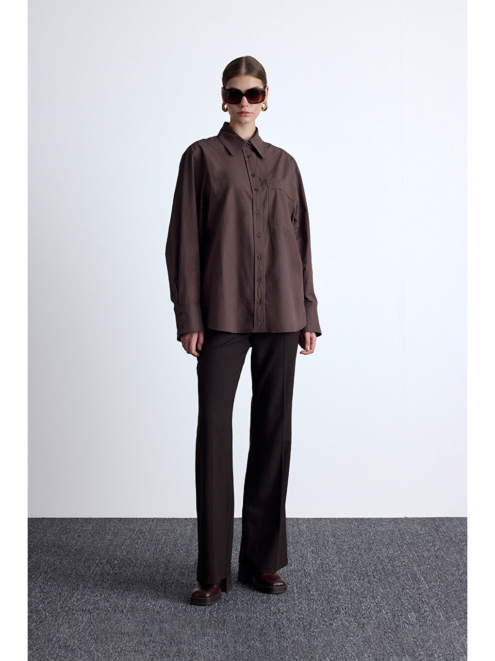 Pile Detaylı Oversıze Gömlek Kahverengi-5