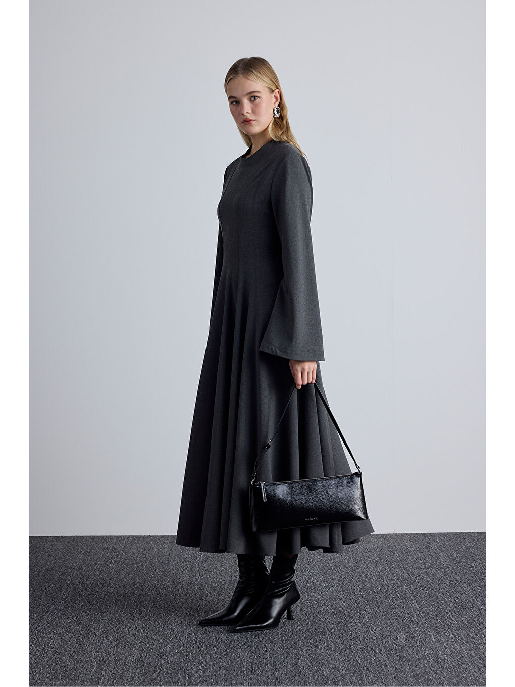 İnce Askılı Rugan Çanta Siyah-2