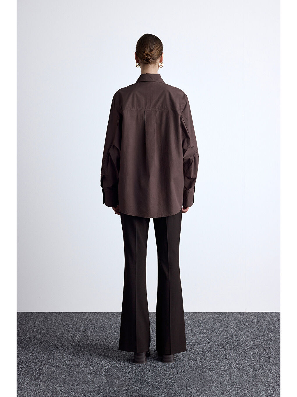 Pile Detaylı Oversıze Gömlek Kahverengi-7