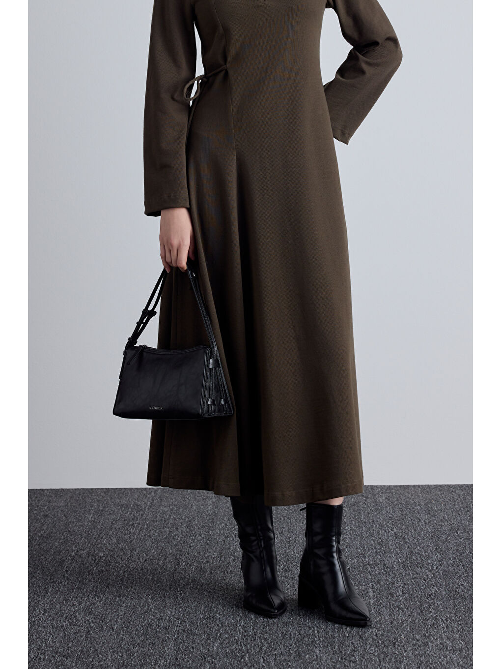 Prizma Form Deri Çanta Siyah-1