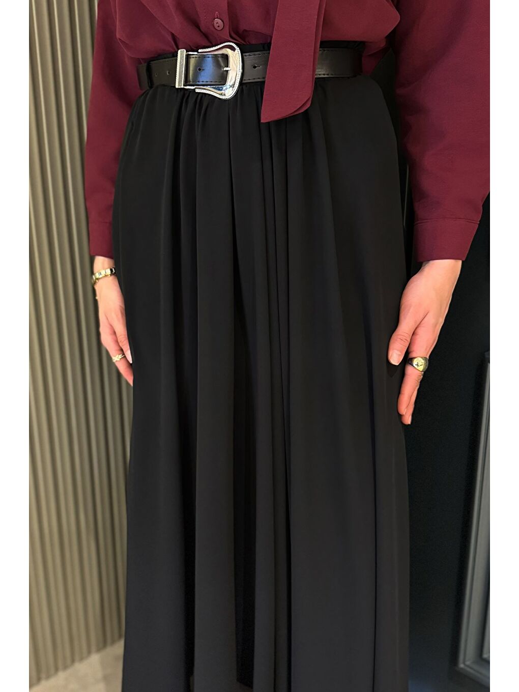 Siyah Kemerli Piliseli Tesettür Şifon Etek-5