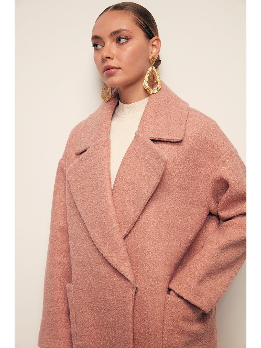 Pembe Geniş Cepli Buklet Kaban - Pudra-2