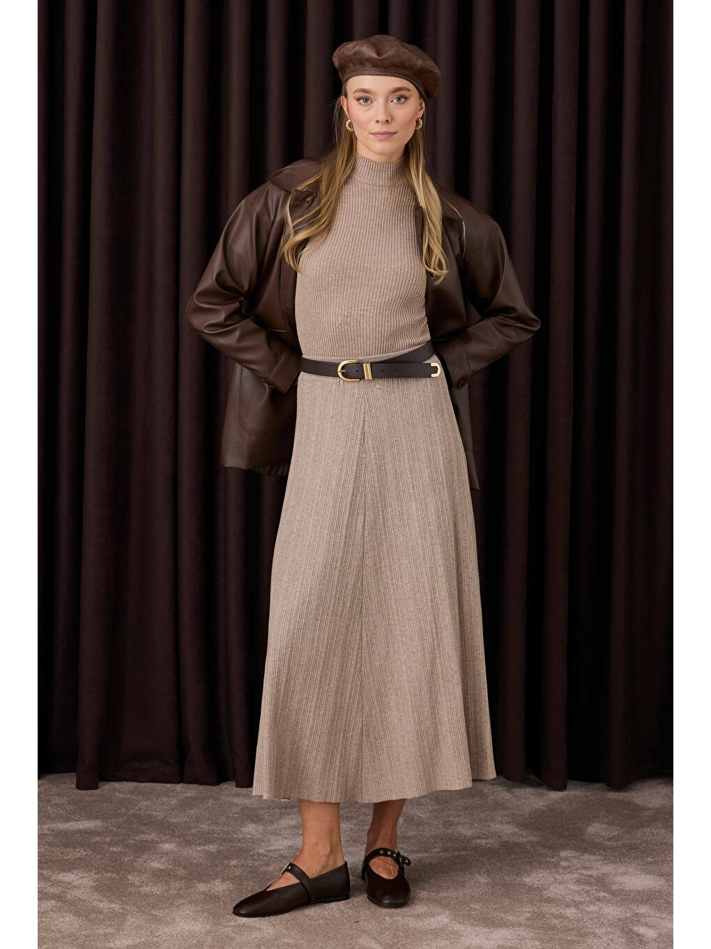 Kahverengi Fitilli Triko Etek Açık Vizon