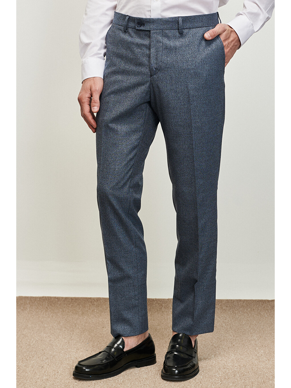 Erkek Koyu Lacivert Slim Fit Dar Kesim Mono Yaka Ekose Desenli Yelekli Takım Elbise-5