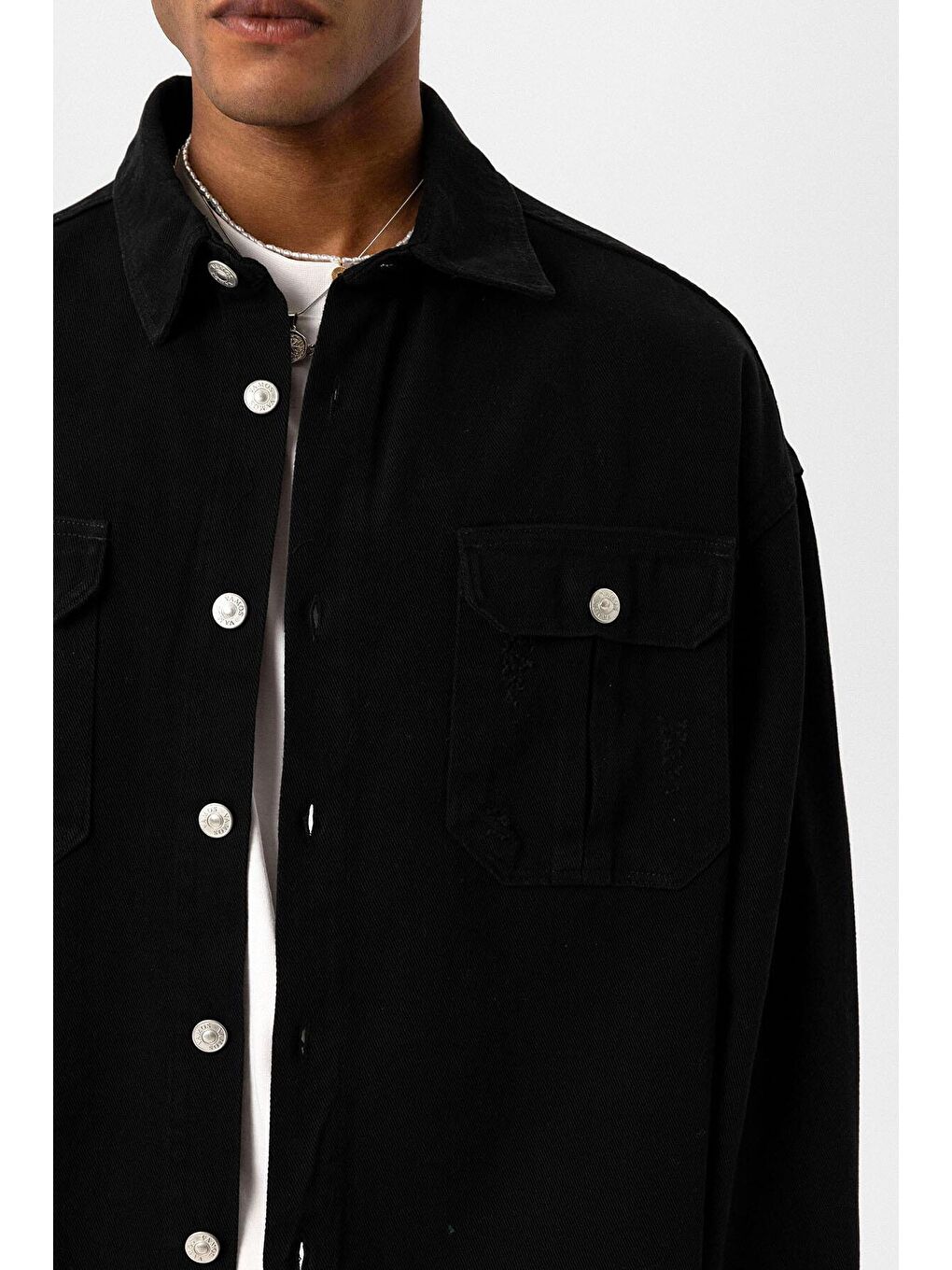 Çift Cep Ve Yırtık Detaylı Oversıze Denım Ceket Siyah-4