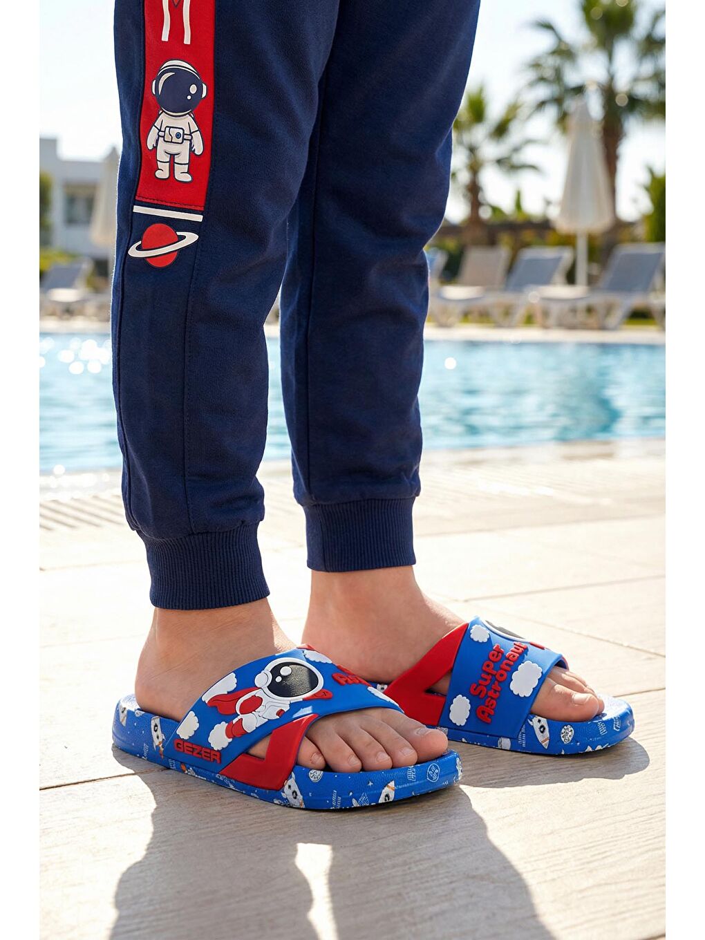 Mavi Erkek Çocuk Yazlık Poliüretan Islak Zemine Uygun Ev Bahçe Havuz Plaj Günlük Terlik