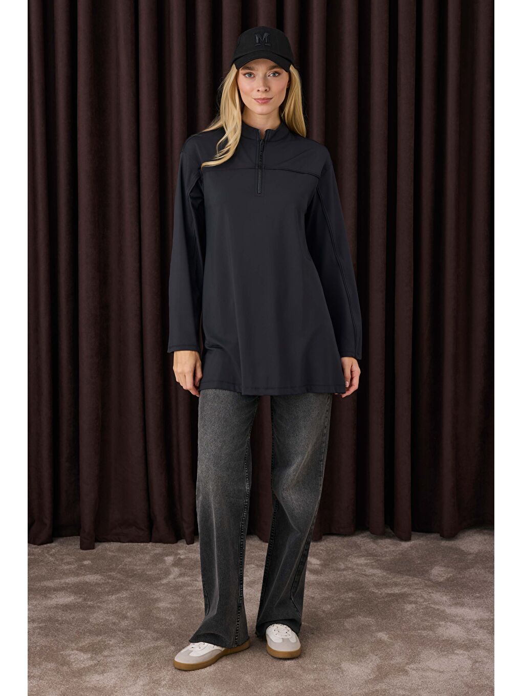 Roba Detaylı Sweat Siyah