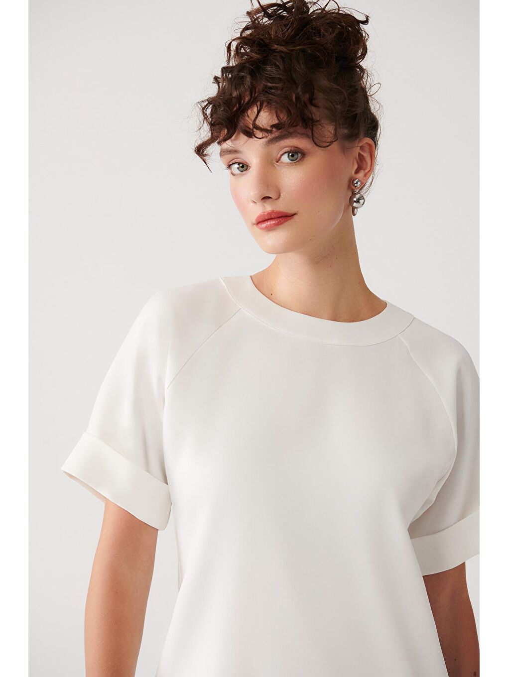 Düz Duble Kol Bisiklet Yaka Elbise-Beyaz-1