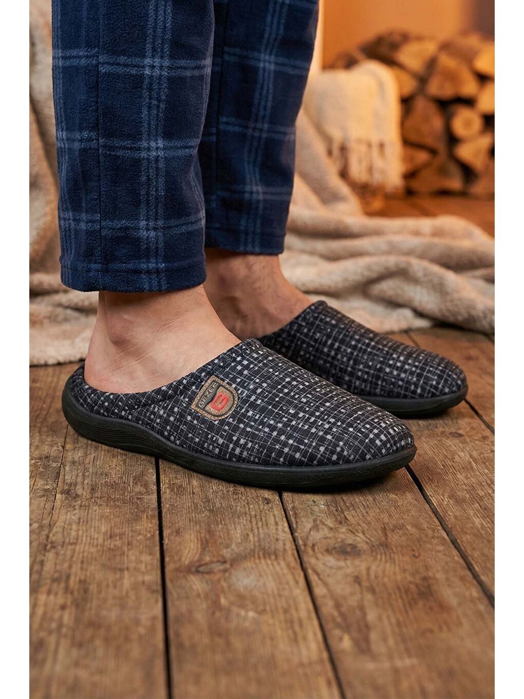 Siyah Erkek Kışlık PU Rahat Taban Ev Bahçe Gondol Terlik