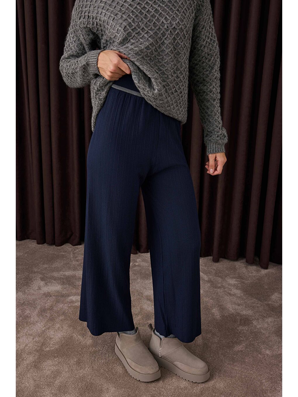 Yeşil Şerit Detaylı Triko Pantolon Ofis Lacivert-3