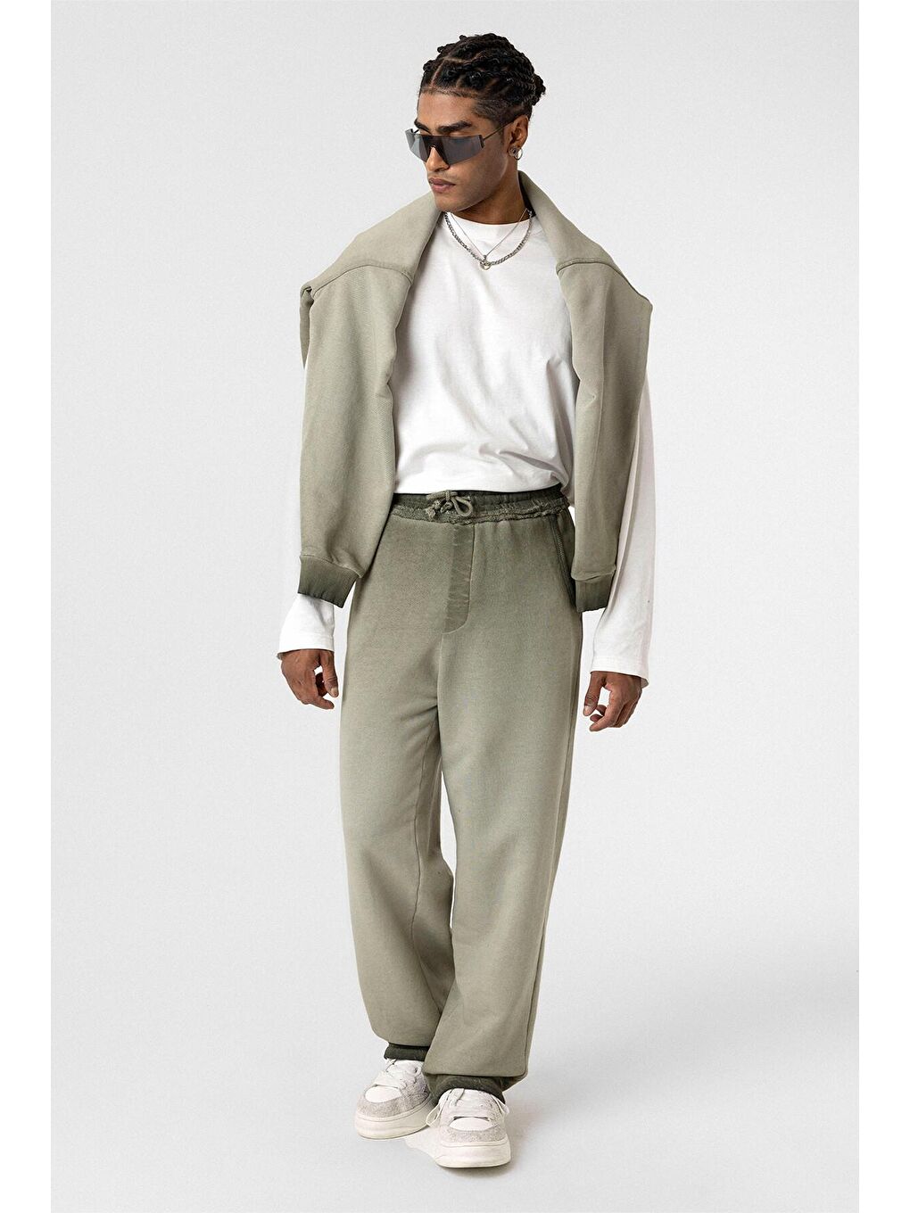 Yıkamalı Renk Geçişli Oversıze Eşofman Alt Haki-3