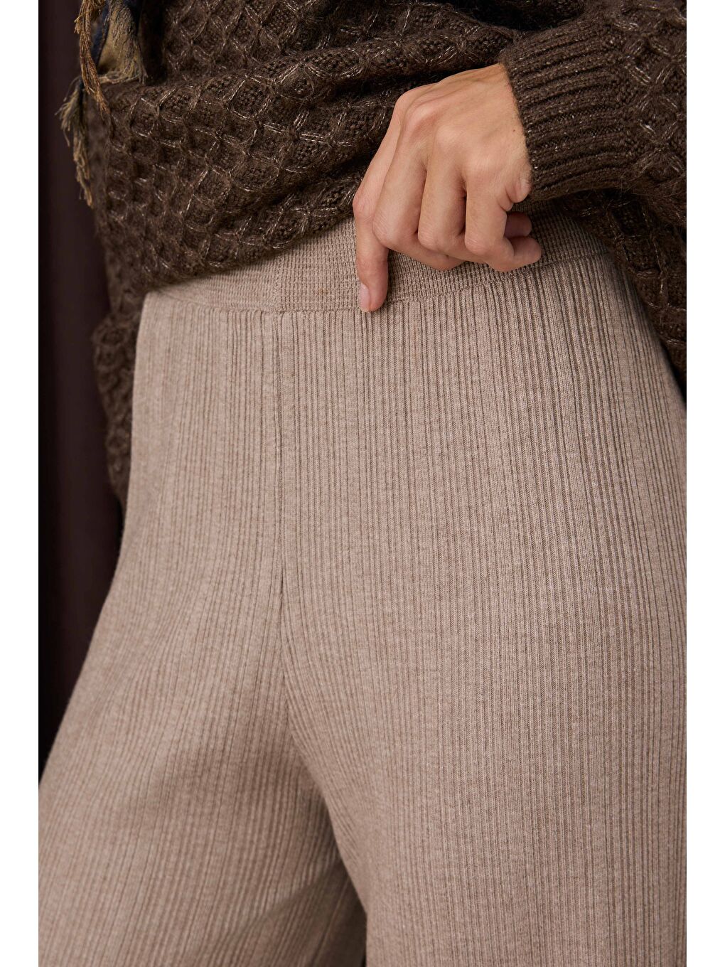 Kahverengi Fitilli Triko Pantolon Açık Vizon-2