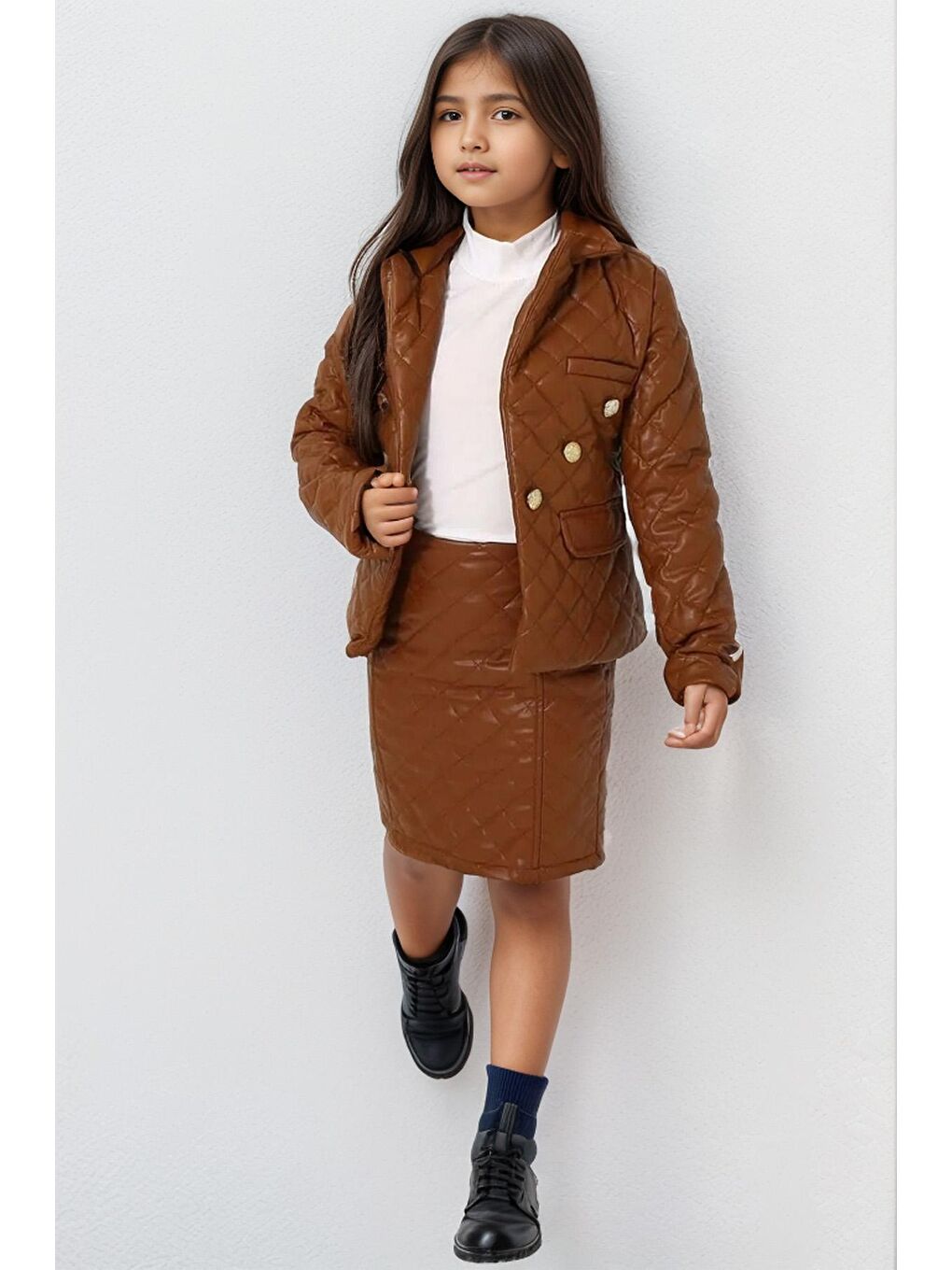 Kız Çocuk Kapitone Desenli Gold Düğme Detaylı Kahverengi Etekli Takım