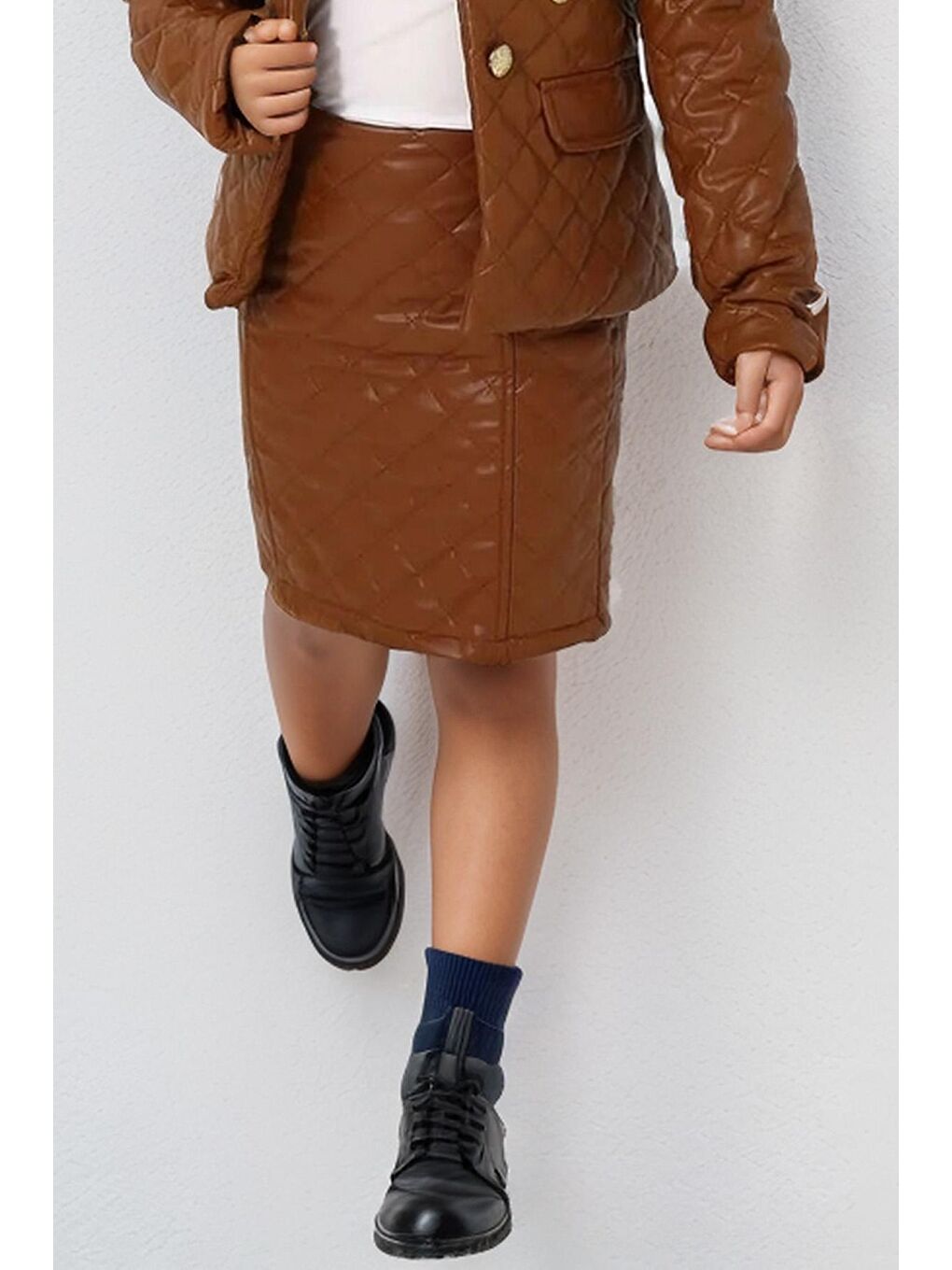 Kız Çocuk Kapitone Desenli Gold Düğme Detaylı Kahverengi Etekli Takım-2