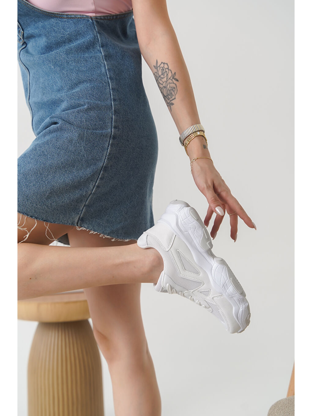 Beyaz D0141 Kadın Günlük Ortopedik Sneaker Spor Ayakkabı-1