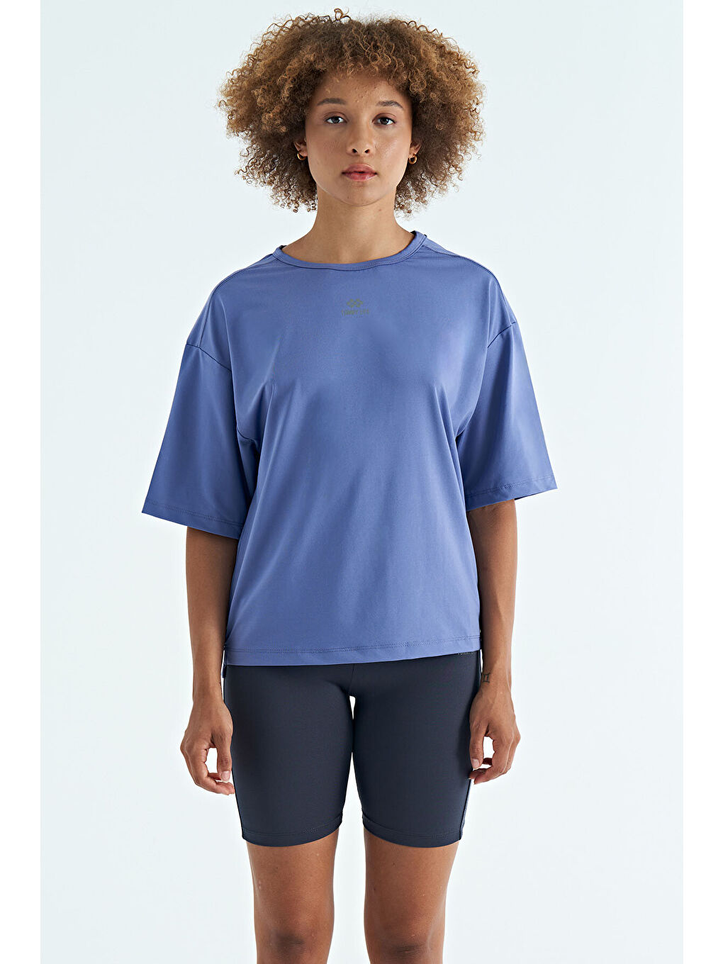 Mor Eflatun O Yaka Baskı Detaylı Oversize Kısa Kol Kadın Tişört - 97263-1