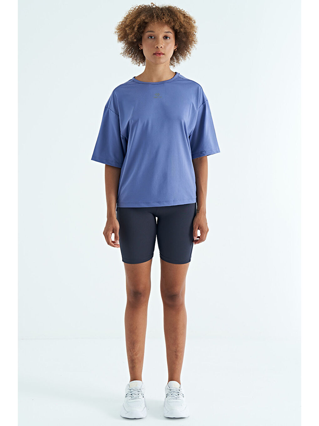 Mor Eflatun O Yaka Baskı Detaylı Oversize Kısa Kol Kadın Tişört - 97263-2