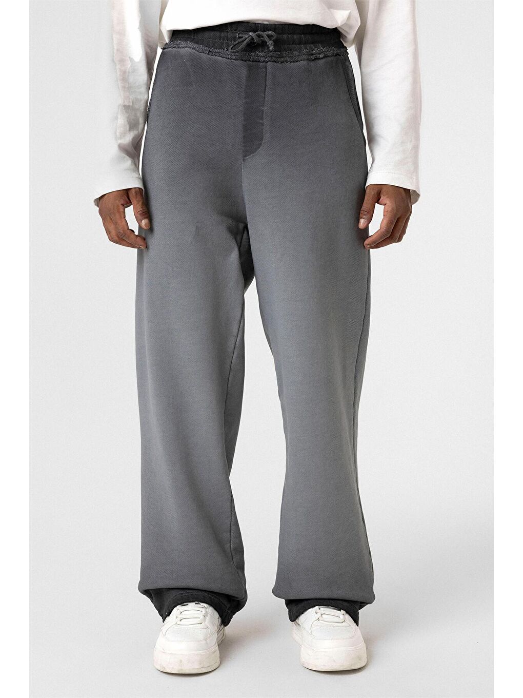 Yıkamalı Renk Geçişli Oversize Eşofman Alt Siyah