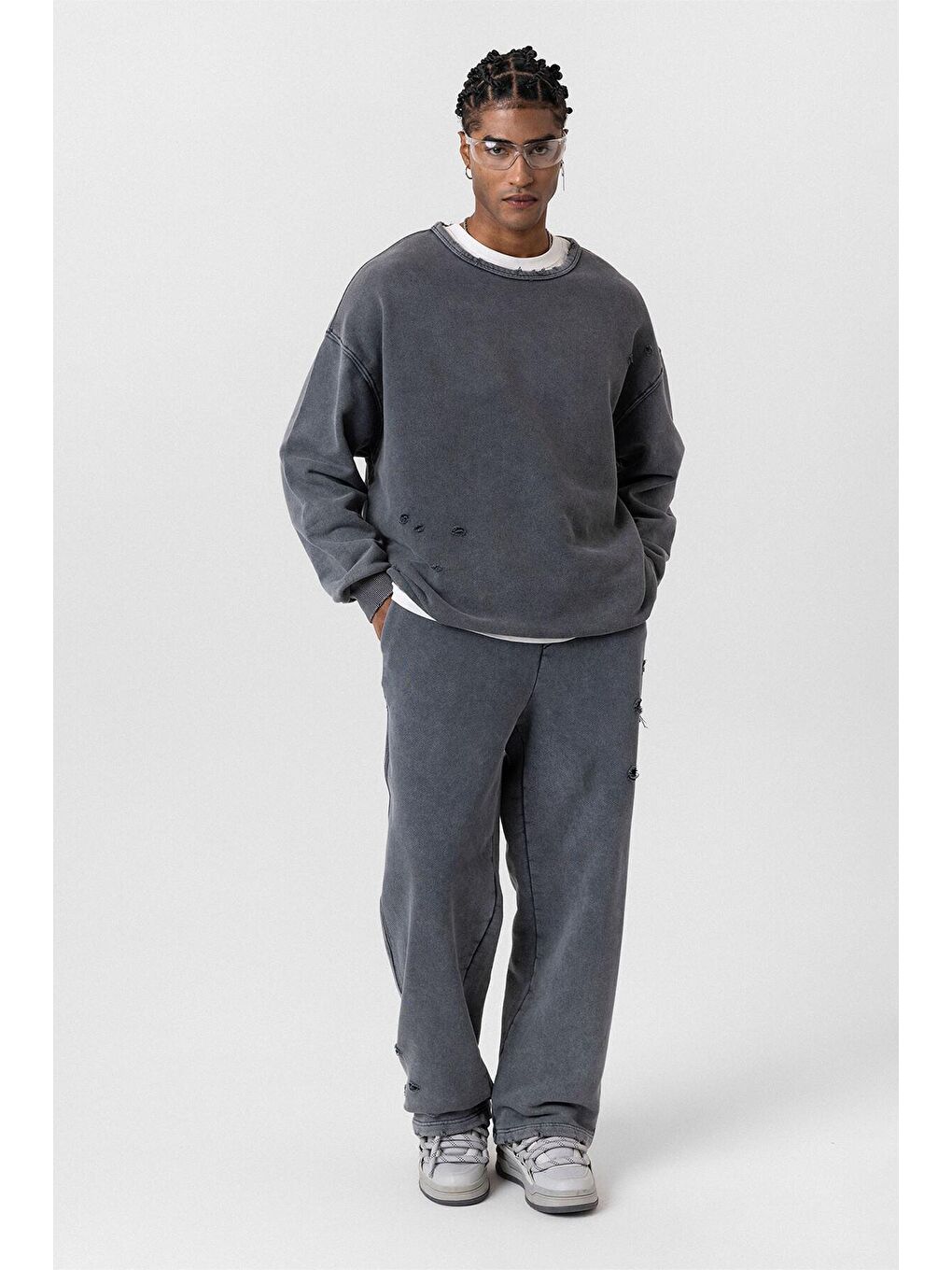 Yıkamalı Yırtık Detaylı Oversize Eşofman Takım Siyah-3