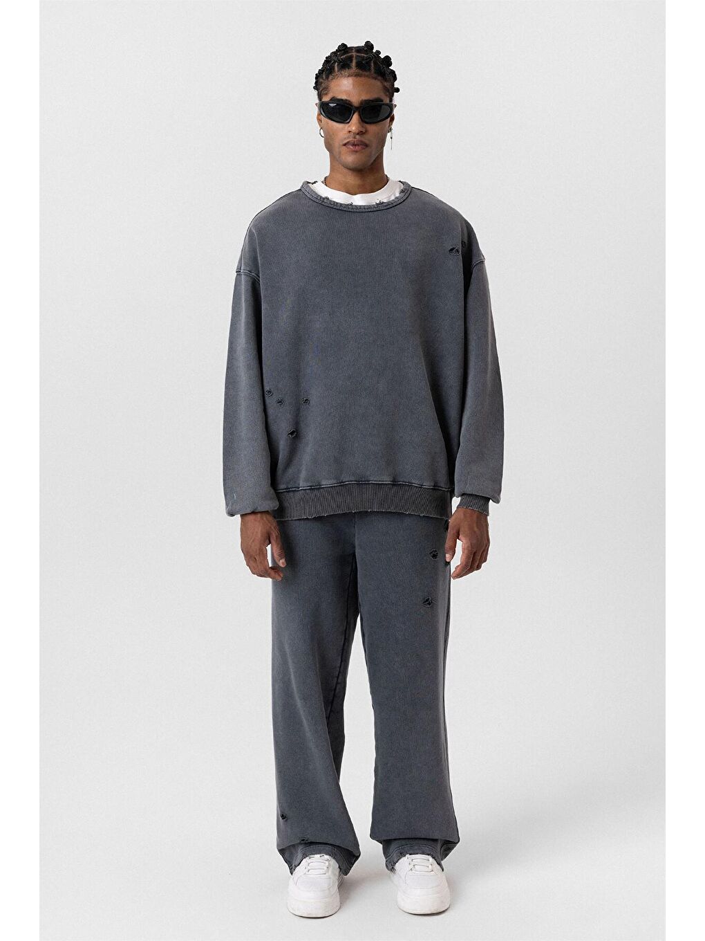 Yıkamalı Yırtık Detaylı Oversize Eşofman Takım Siyah-5