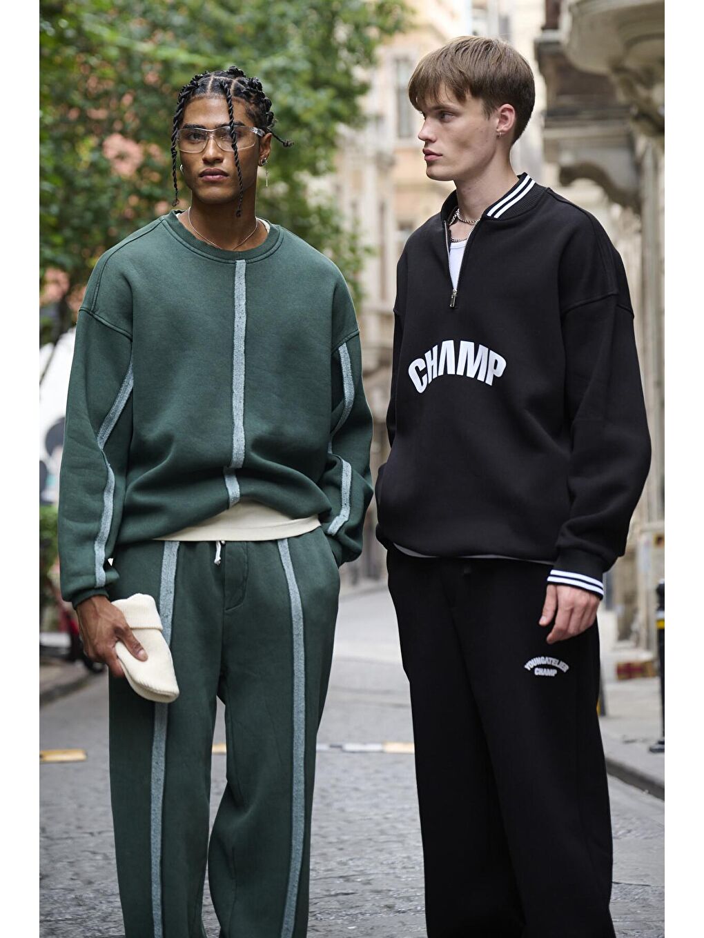 Yazı Detaylı Oversıze Eşofman Takım Siyah-5